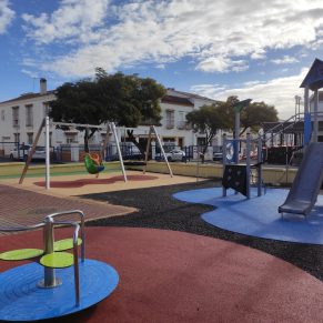 Actuaciones de mejora parque infantil Océano Atlántico