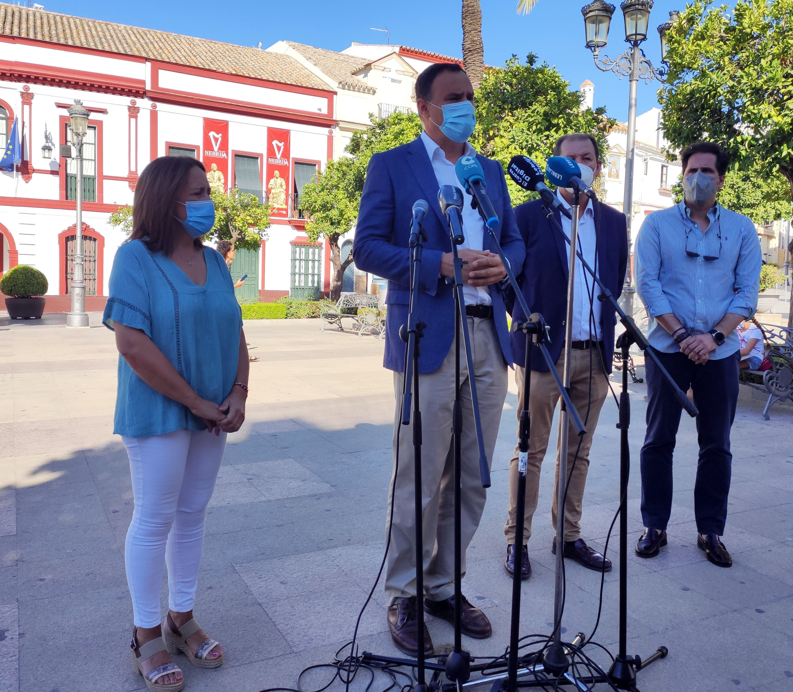 Los alcaldes de Lebrija y El Cuervo piden a la Junta de Andalucía medidas urgentes para mejorar la Atención Primaria  (1)
