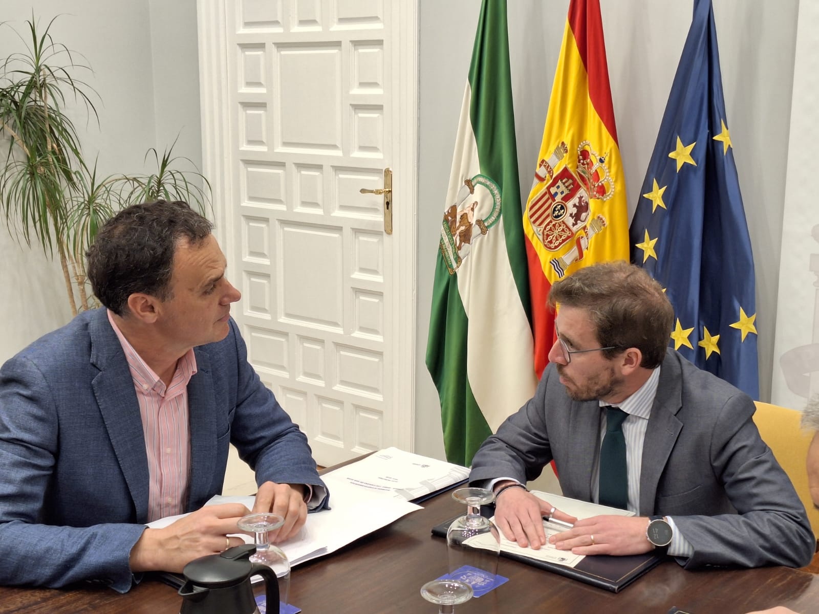 Reunión subdelegado del Gobierno en Sevilla (5)