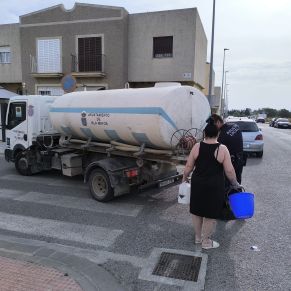 16 junio - Suministro agua  (6)