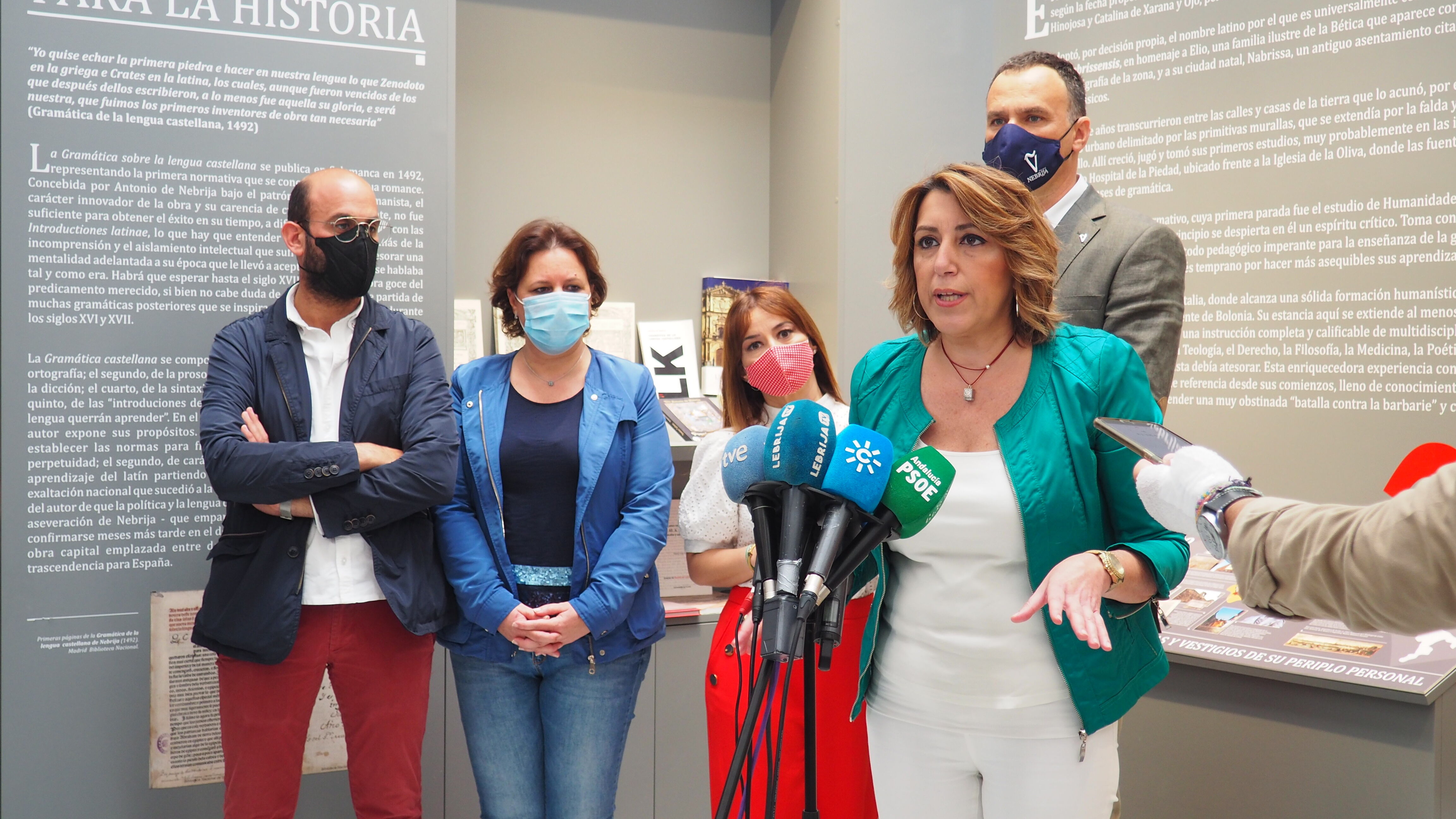 Alcalde recibe a Susana Díaz (2)