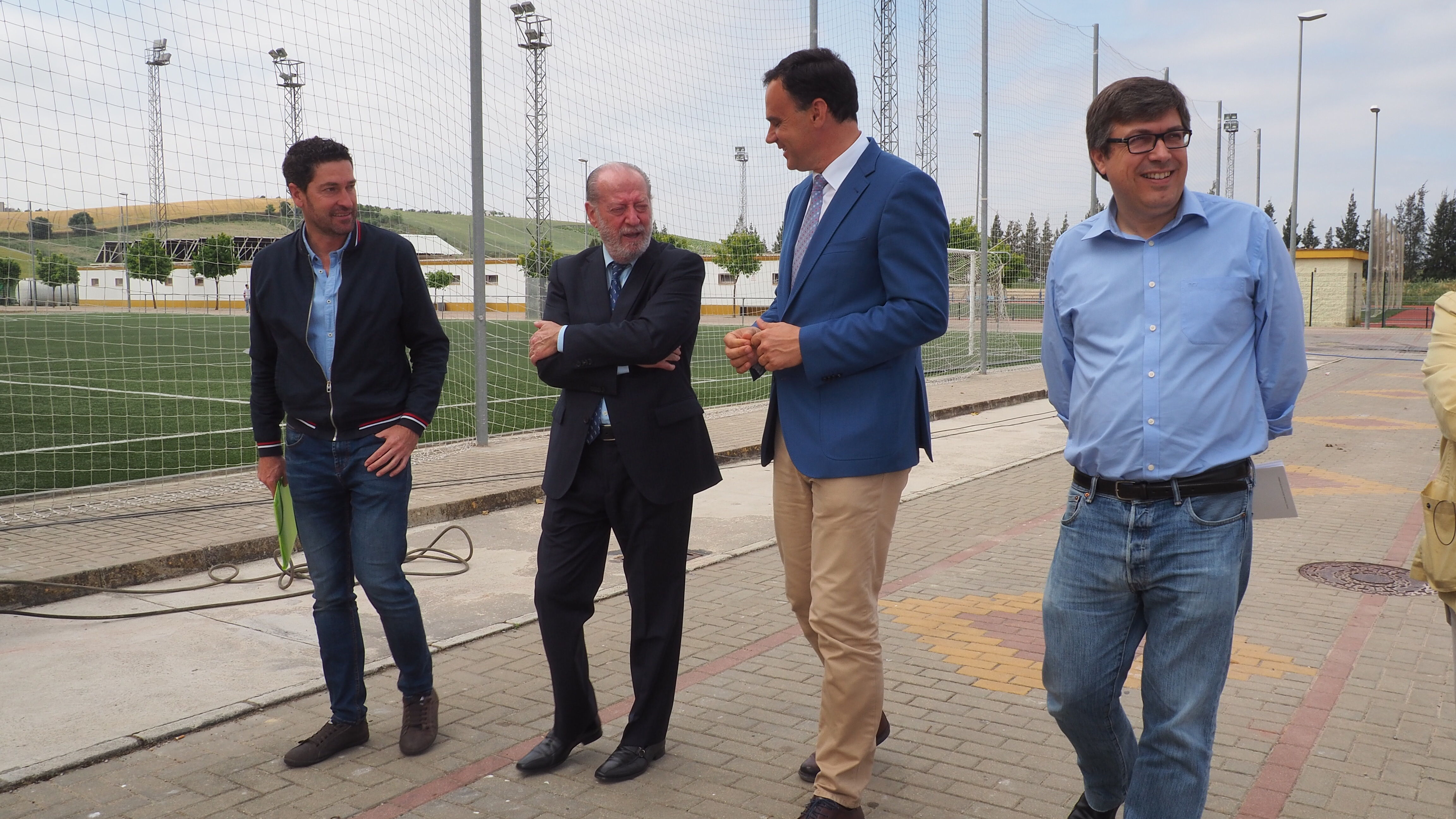 El Presidente de la Diputación de Sevilla y el Alcalde visitan las obras del PLAN SUPERA VI (1)