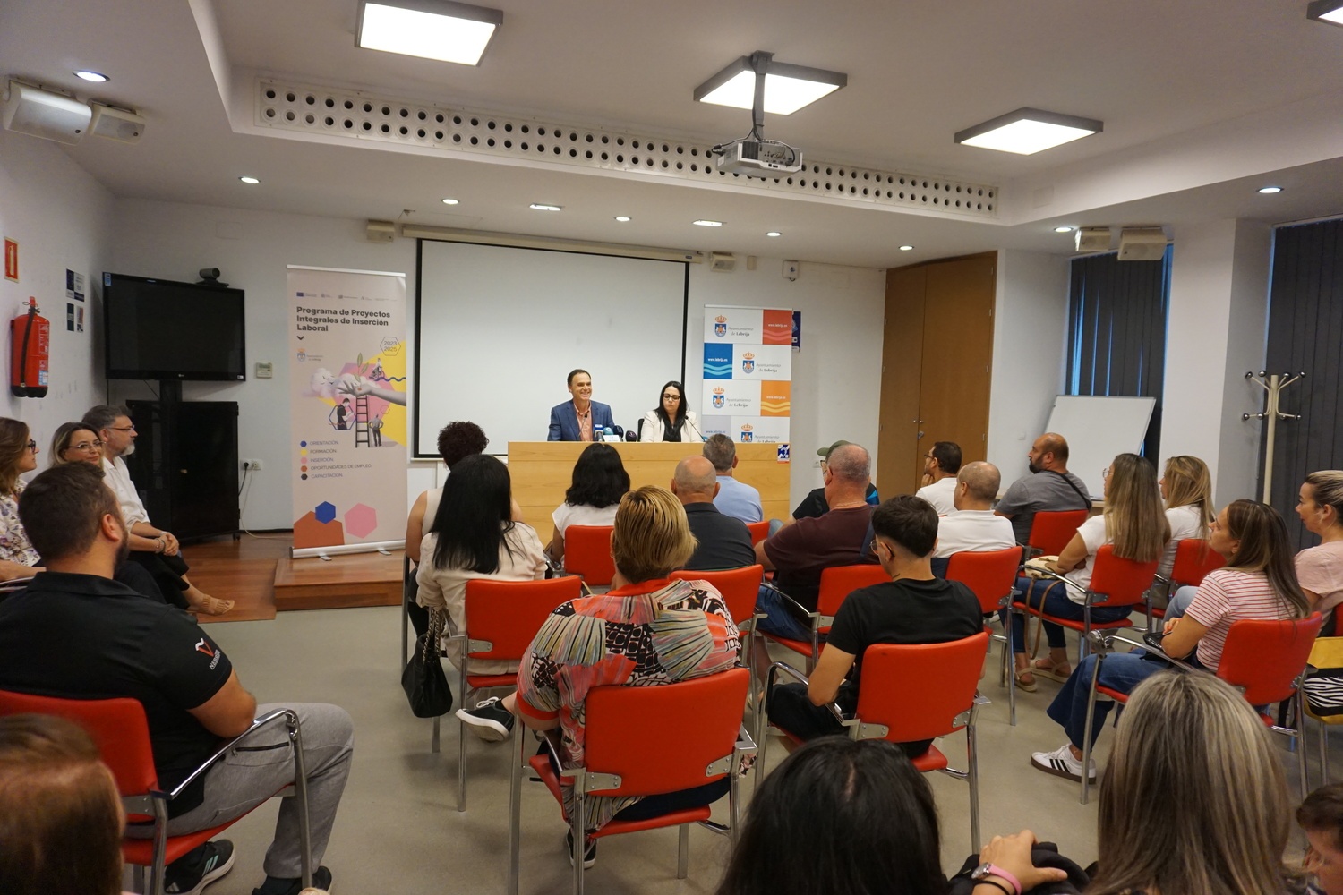 Entrega certificación formativa - Inserción Laboral (4)