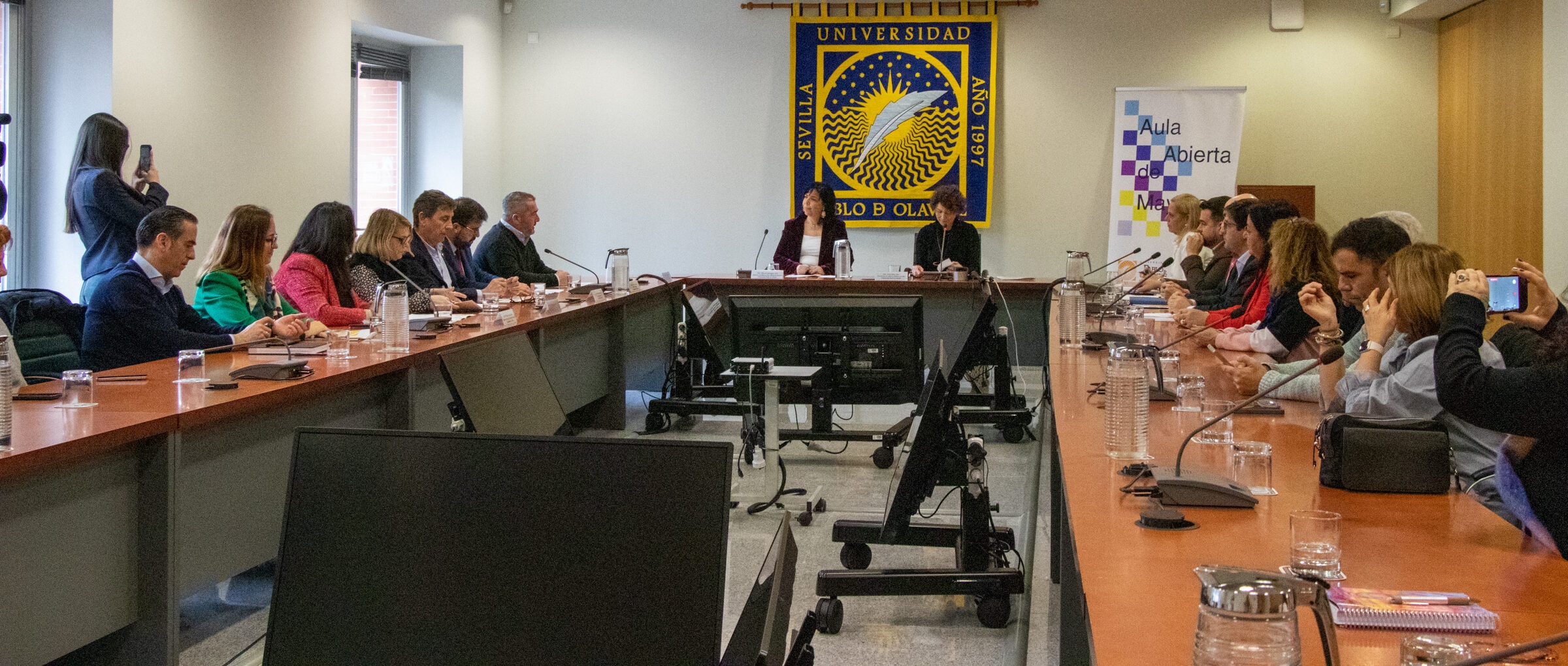 Firma Aula Abierta Mayores - 9 feb 26 2