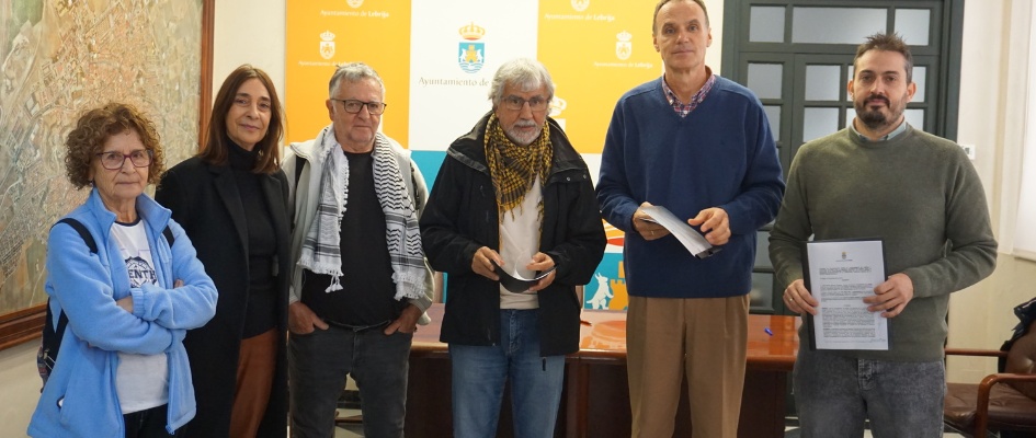 Firma convenio colaboración Memoria Histórica 2024 (1)