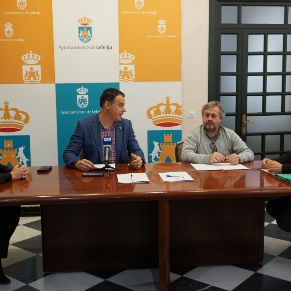 Firma convenio de colaboración Bosquia Nature (1)