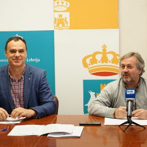 Firma convenio de colaboración Bosquia Nature (3)