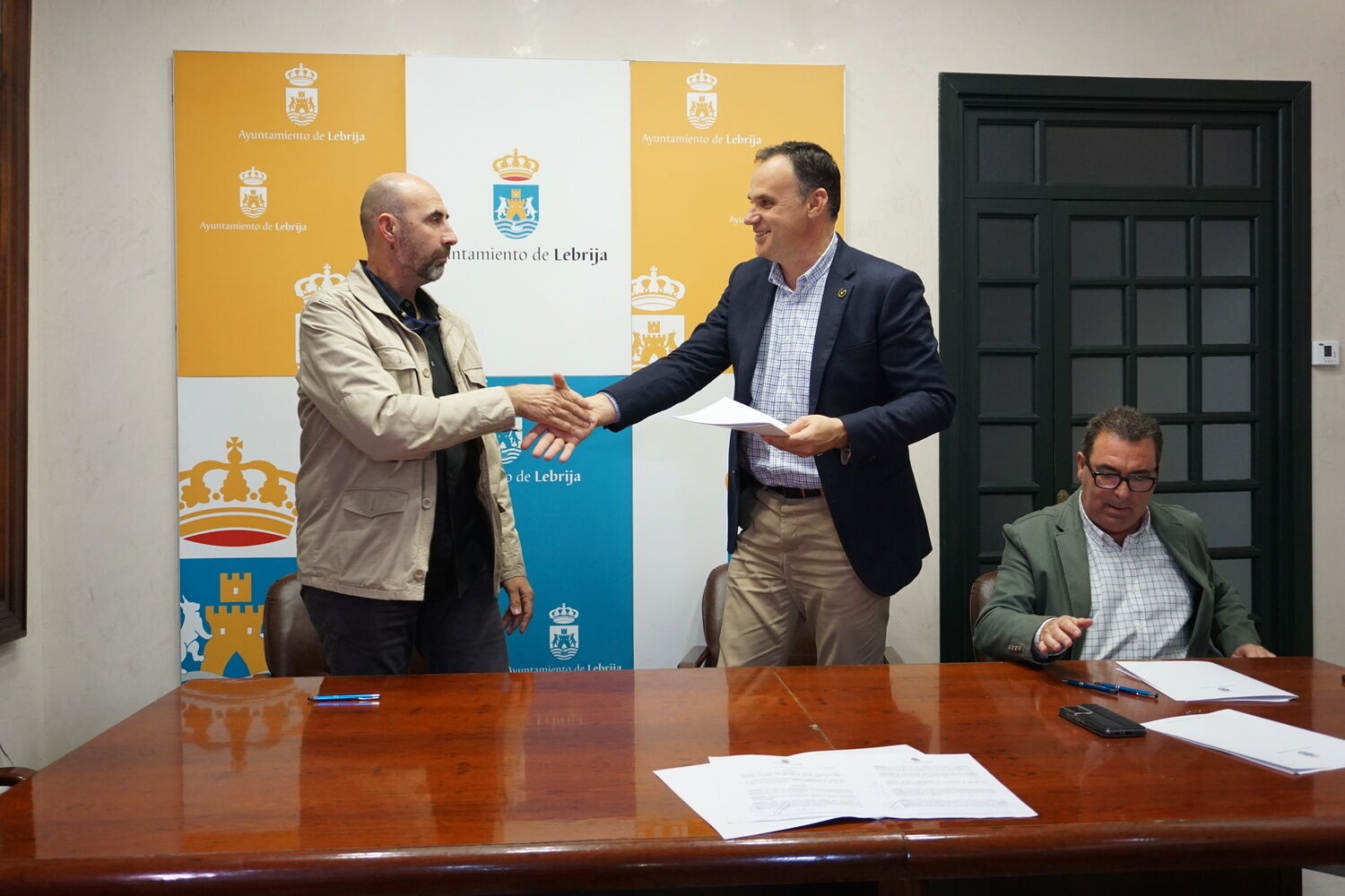 Firma nuevo convenio de colaboración Ateneo Nebrisense (8)