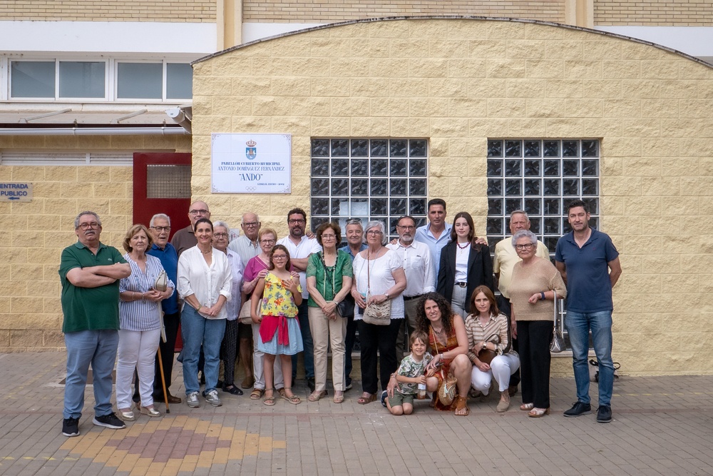 Homenaje a Antonio Domíguez (1)