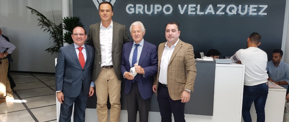 II Feria del Automóvil - Grupo Velázquez (1)