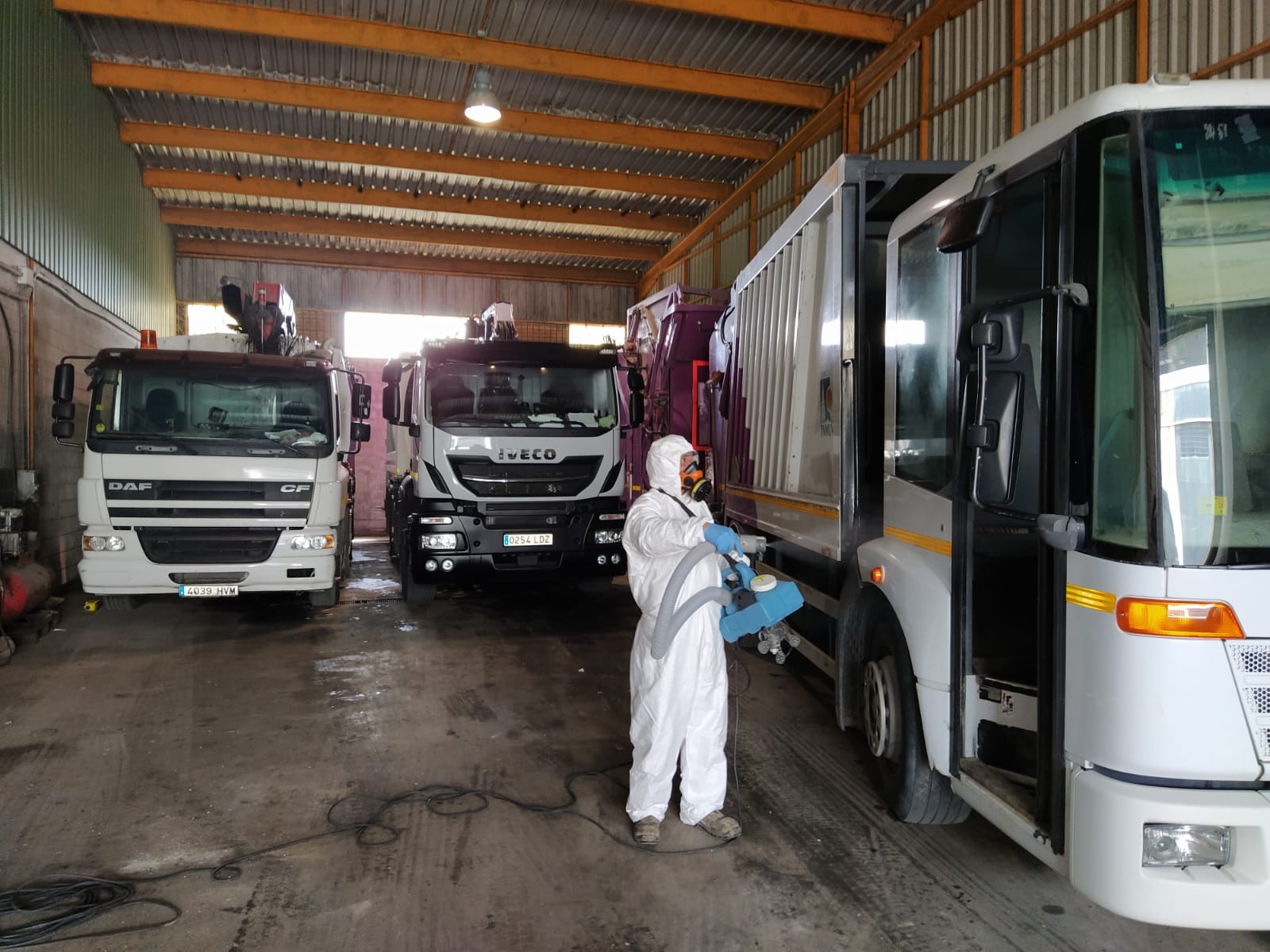 Limpieza y desinfección vehículos limpieza (2)