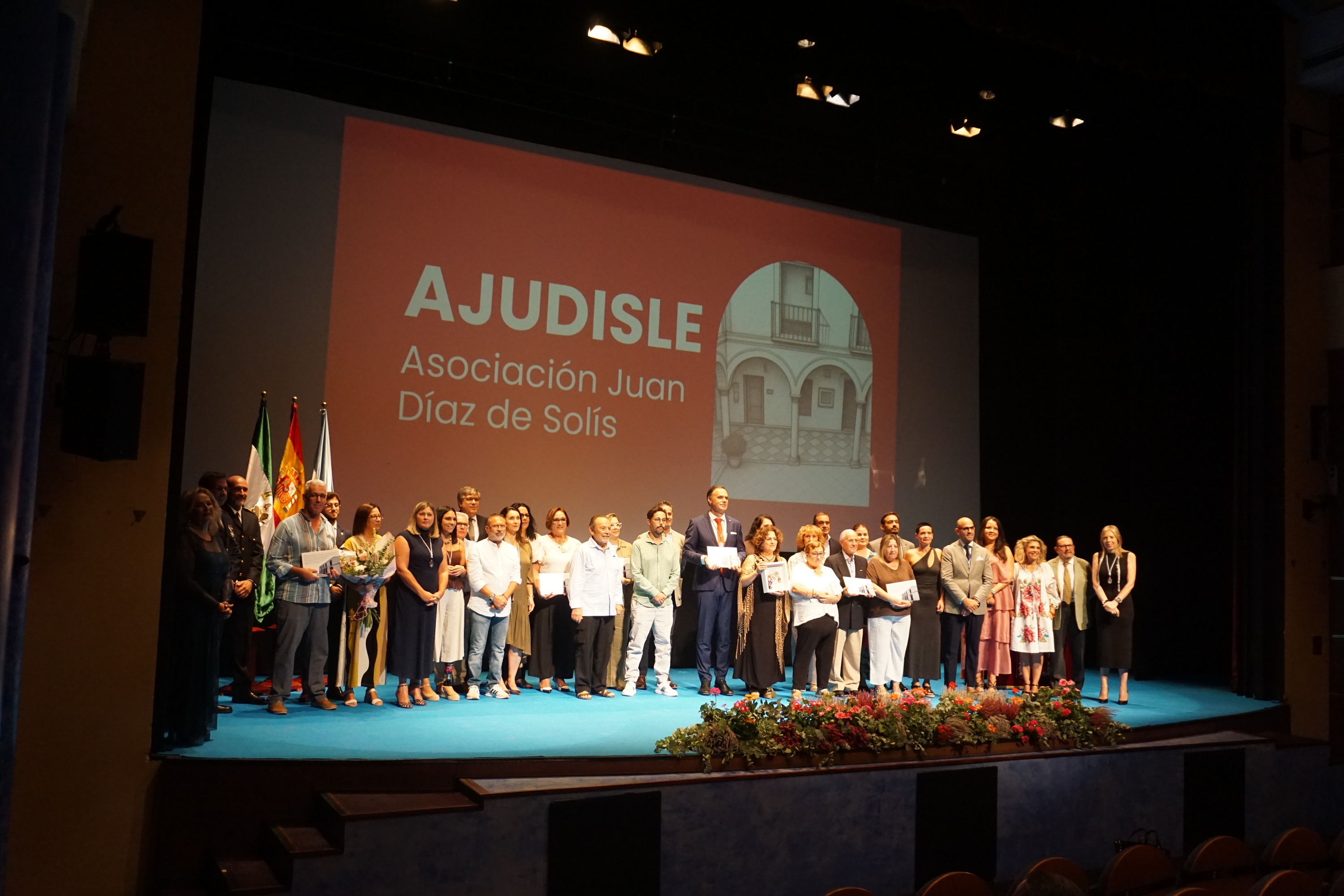 MEDALLA ORO CIUDAD A AJUDISLE - SEPT 2026 (1)
