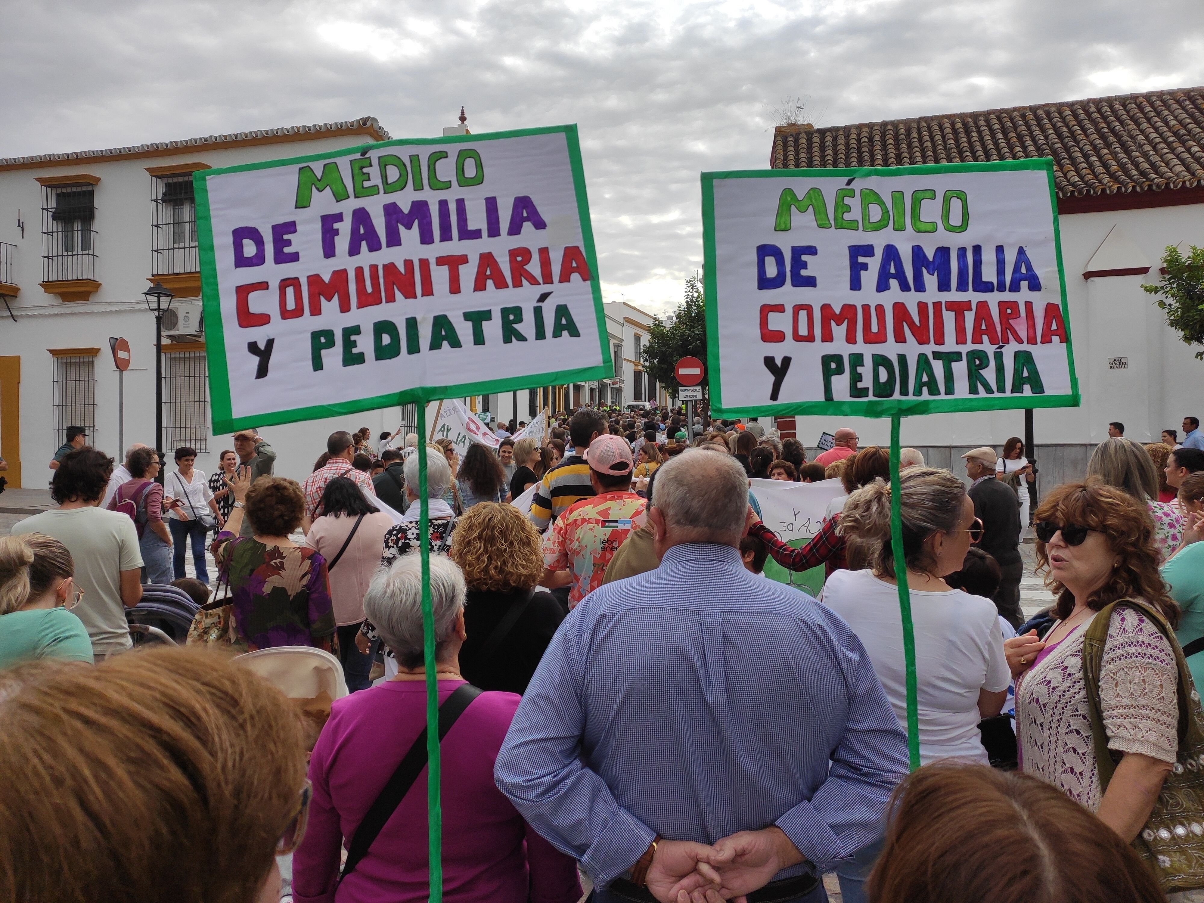 Manifestación en defensa Servicios de Urgencias de Calidad (2)