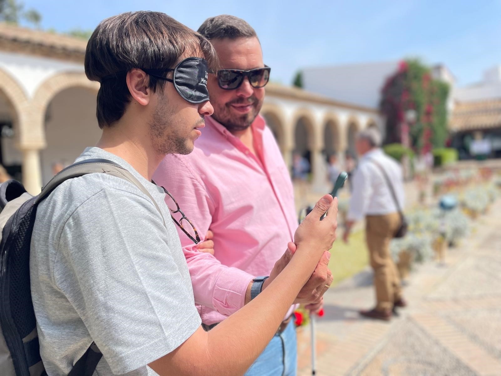 ONCE - Abriendo puertas