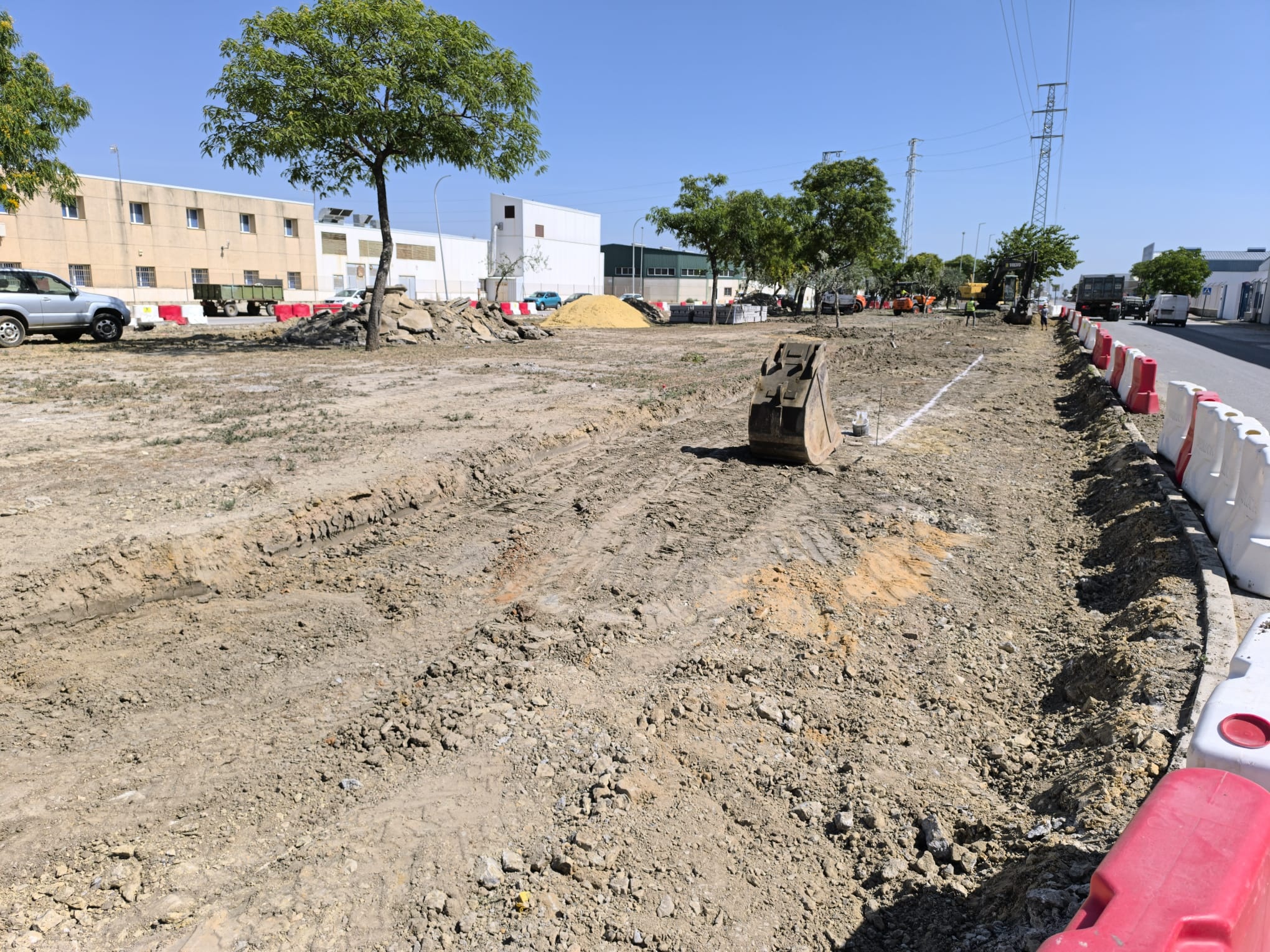 Obras Polígono Las Marismas - calle Lince (5)