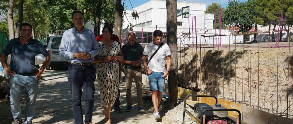 Obras muro cerramiento CEIP Blas Infante (1)