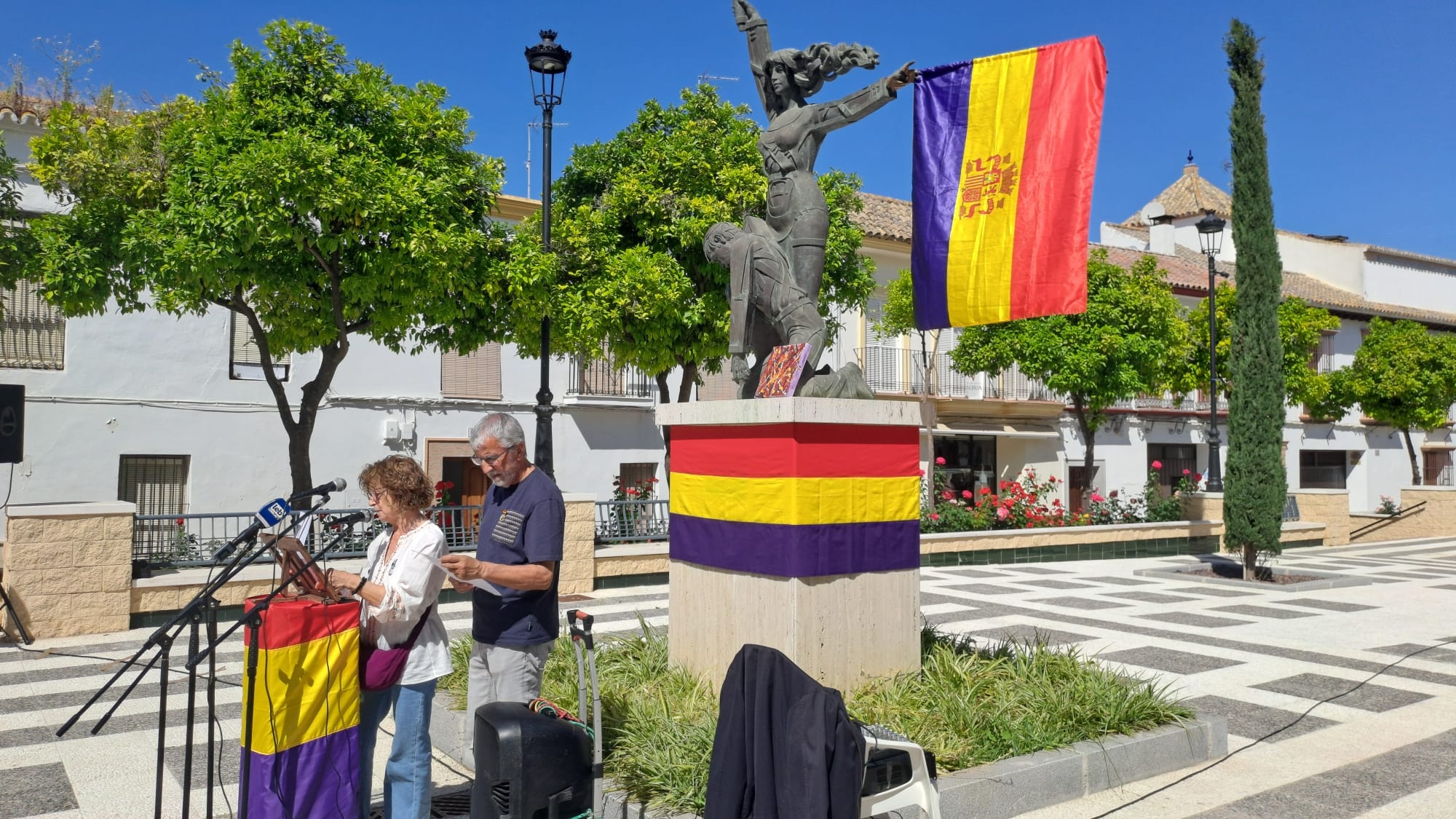 Ofrenda Floral 14 abril 2024 (4)