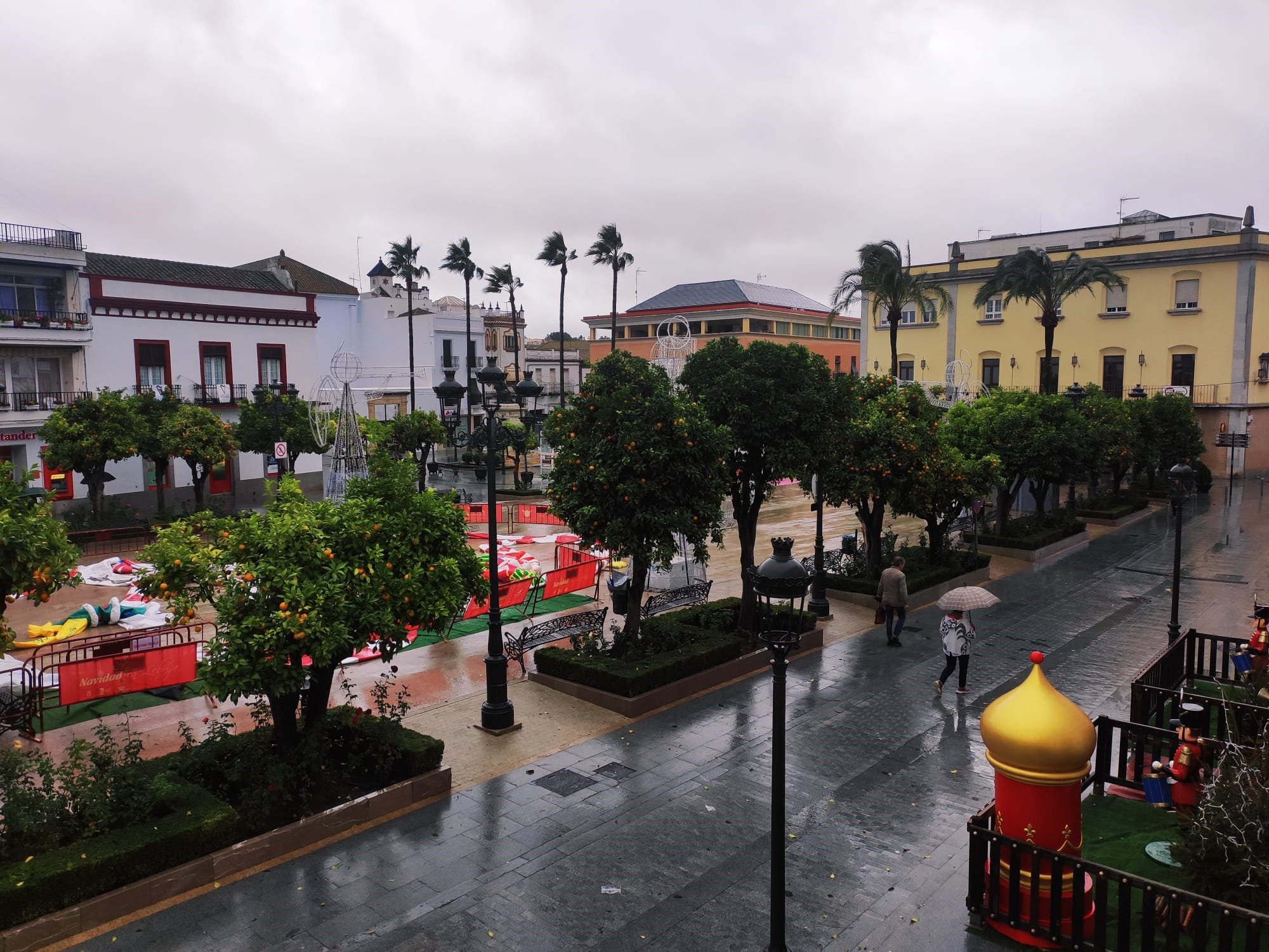 Plaza España - Navidad 22 lluvia