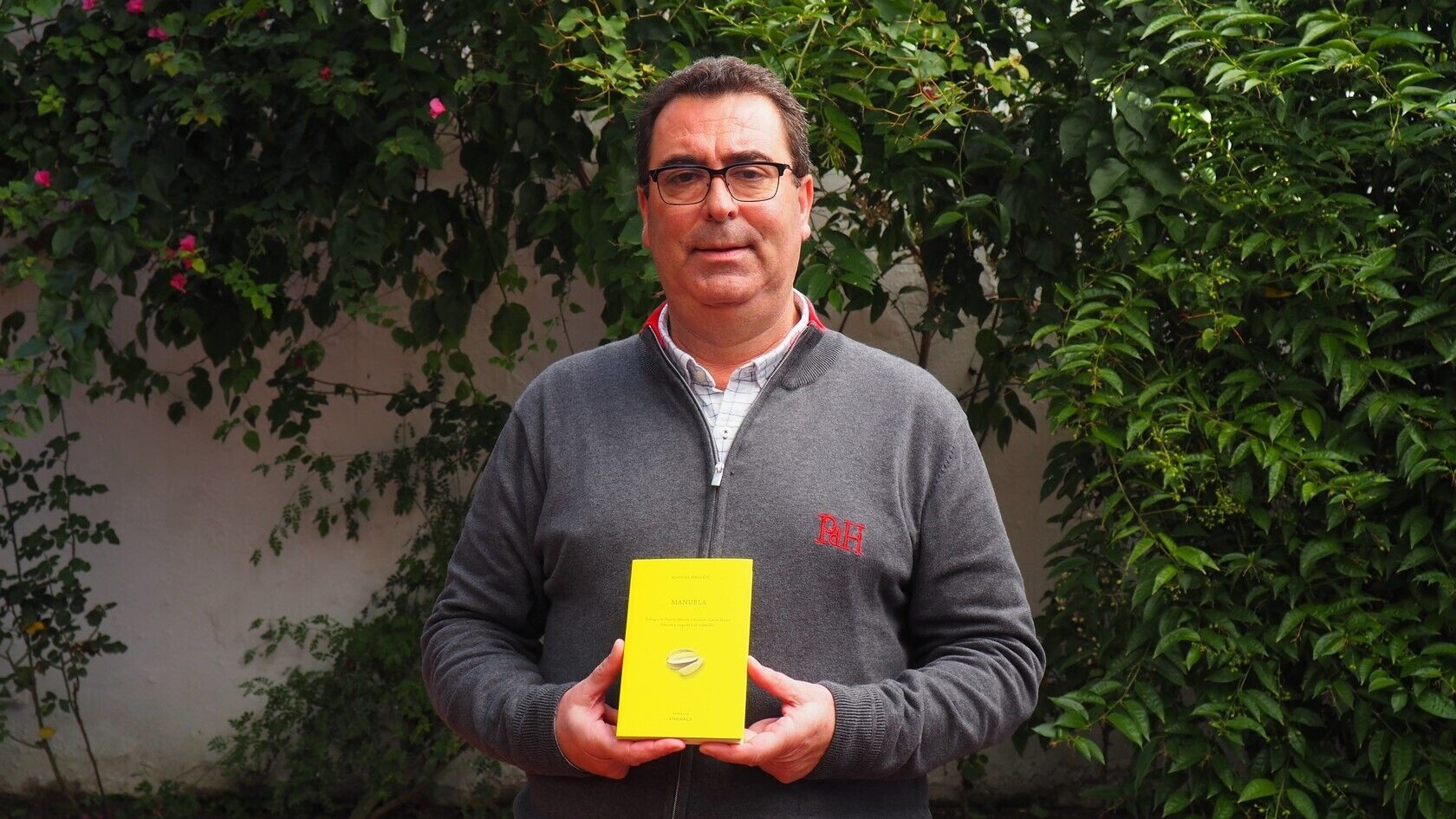 Presentación Manuela (3) (Copiar)