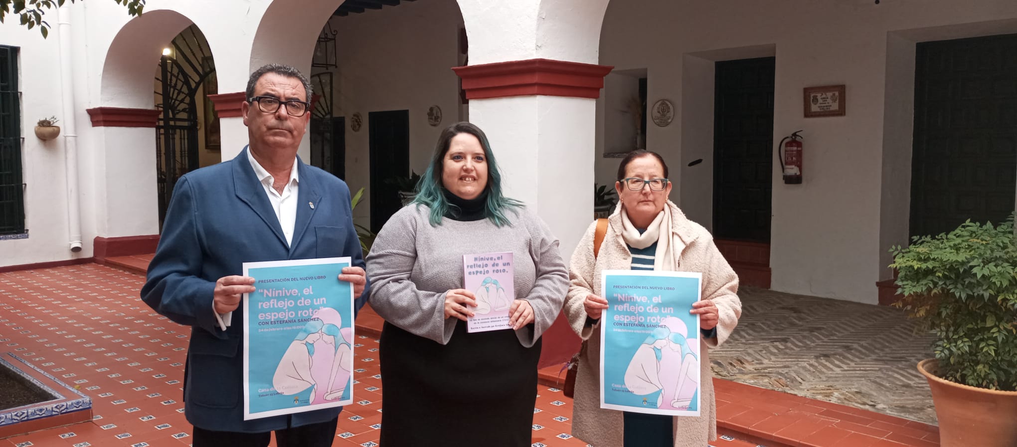 Estefanía Sánchez presenta en Lebrija su libro 