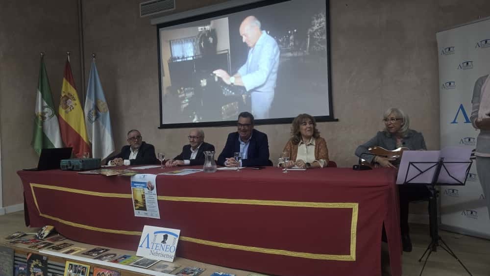 Presentación libro Ángel Oliva - nov 25 (2)