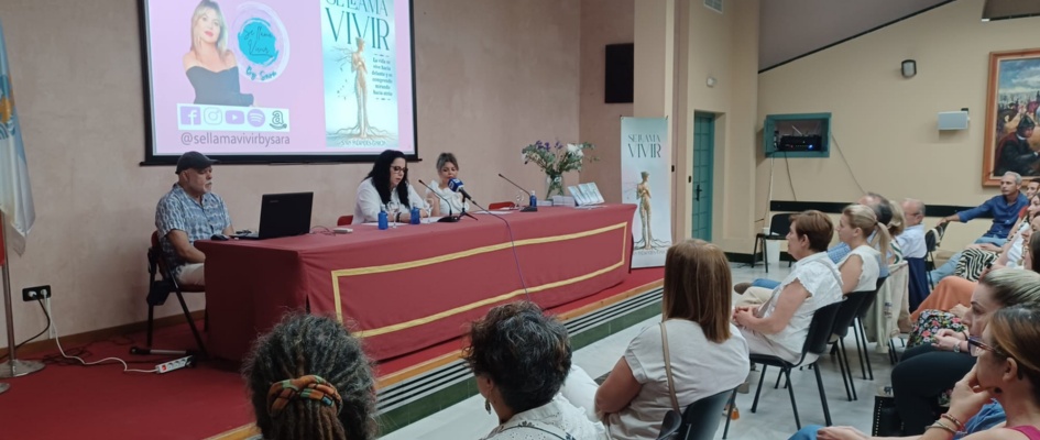 Presentación libro Sara Andrades (4)