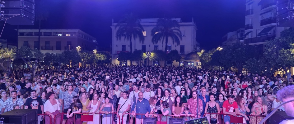 Público Plaza SOUND Lebrija