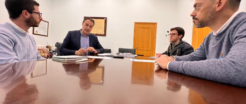 Reunión entre los alcalde de Lebrija y Las Cabezas (2)