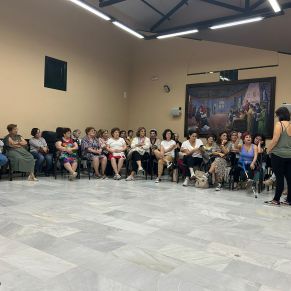 Taller risoterapia - octubre 2023 (6)