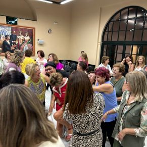 Taller risoterapia - octubre 2023 (7)