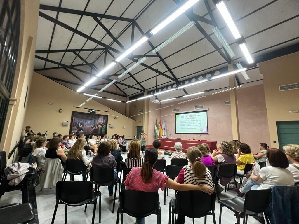 Taller risoterapia - octubre 2023 (9)