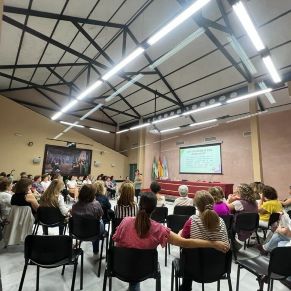 Taller risoterapia - octubre 2023 (9)