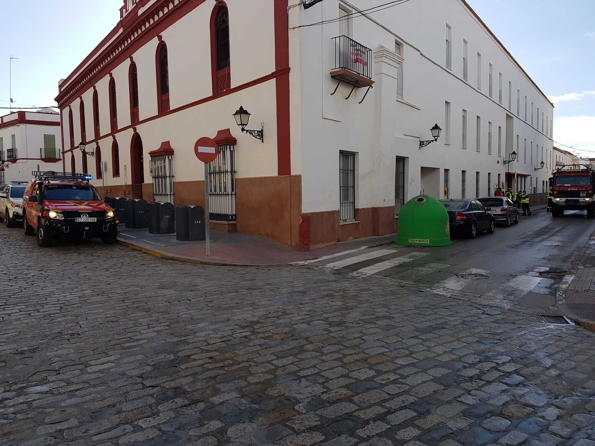 UME desinfecta La Caridad (5)