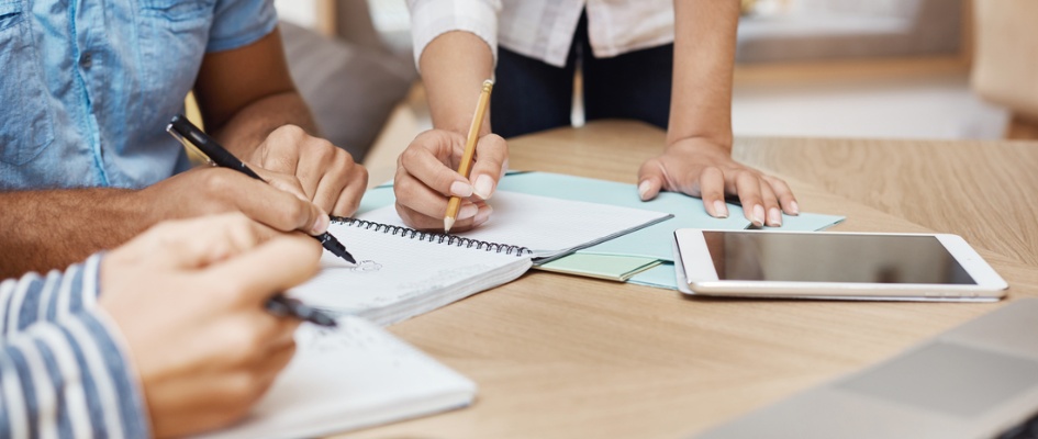 imagen empleo archivo