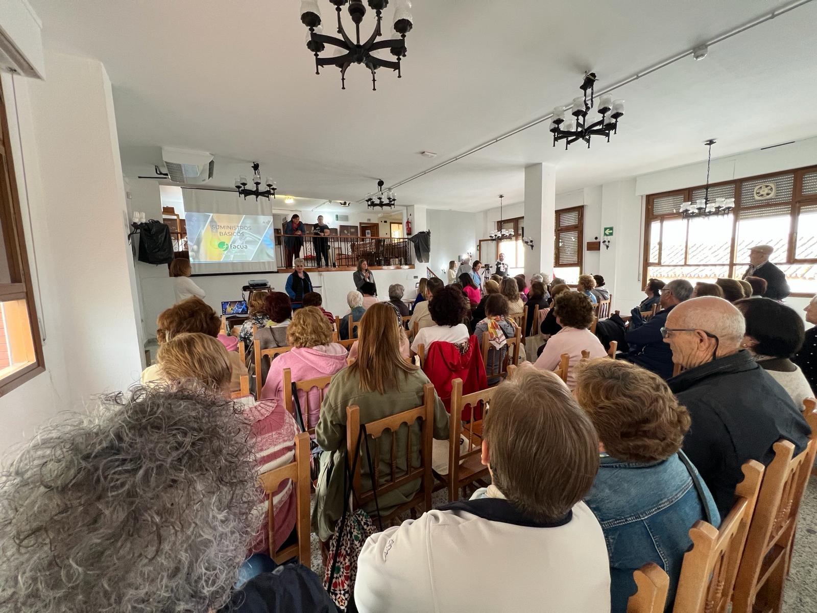 taller sobre los derechos básicos en los suministros - FACUA (8)